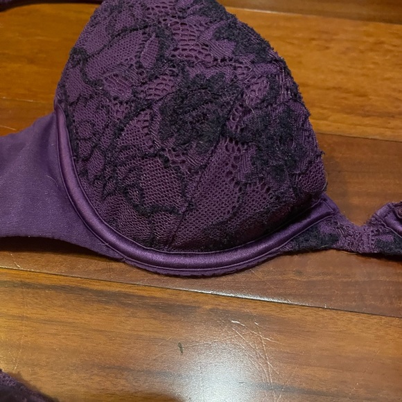 Victoria’s Secret Matching Bra&Panties Set - Picture 7 of 7